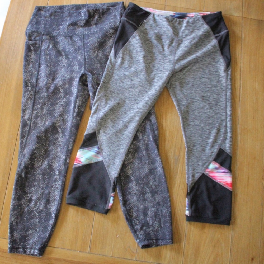 Reebok (2) Pairs Women’s Leggings Large Preowned
